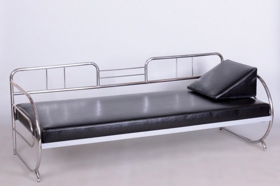 Restauriertes Bauhaus-Sofa, von Robert Slezak, Chrom, Leder, Tschechien, 1930er Jahre – Leather, Metal (photo 12 of 13)