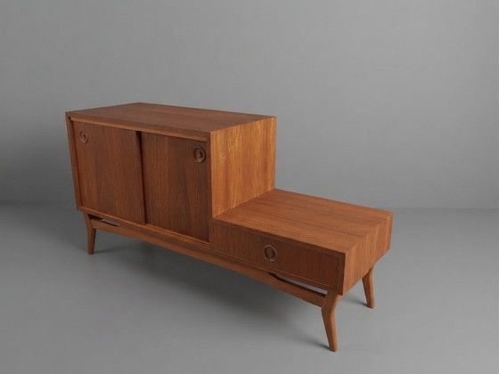 Buffet/meuble-lit vintage scandinave en teck – années 1960 – Armoires de rangement, Wood (photo 3 of 6)