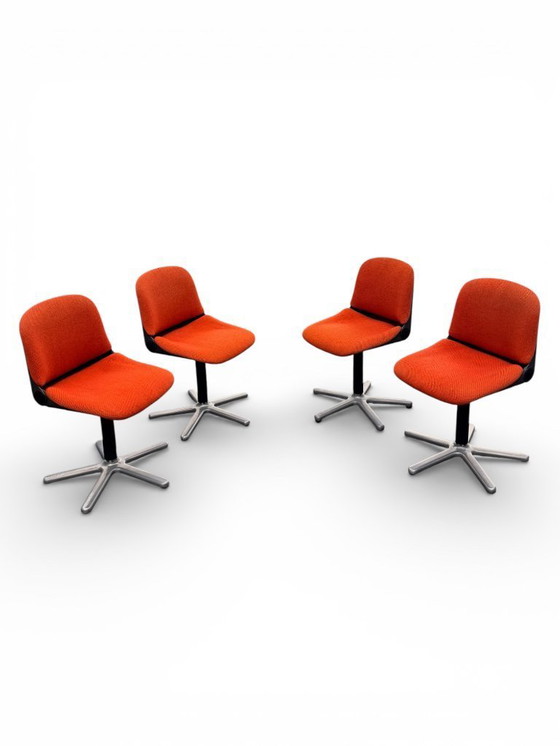 Image 1 of Set di 4 sedie Wilkhahn vintage modello 231/5 - Tessuto arancione e alluminio (anni '70)
