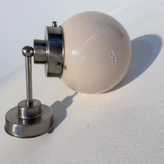 Image 1 of Giso wall lamp spherical cream glass