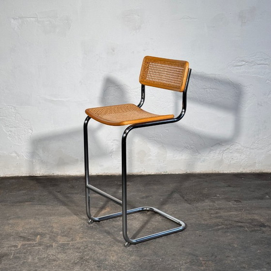 Image 1 of Een paar rotan barkrukken in de stijl van Marcel Breuer S32, jaren 90.