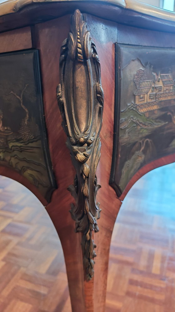 Image 1 of Groot Louis XV-bureau in chinoiserie en palissanderhout - zeldzaam stuk