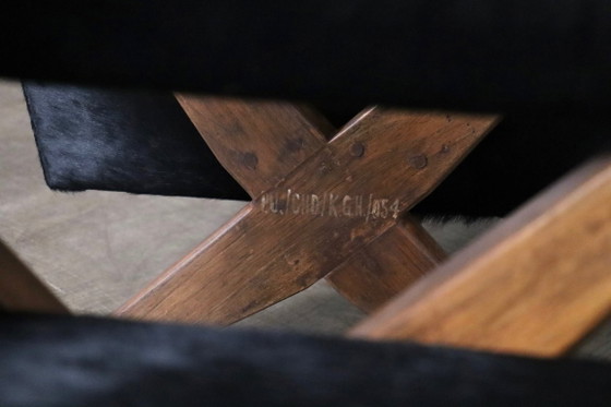 Par de sillones Pierre Jeanneret con patas en forma de X, Chandigarh, década de 1960. – Leather, Vintage (photo 14 of 16)
