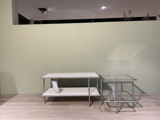 UFO table set