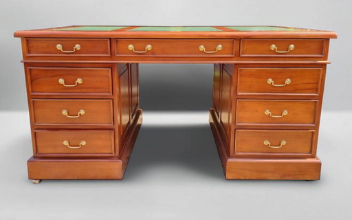 Classic English Desk with Leather Inlay in New Condition, Dimensions 150x75 and 76cm High. – bureau, Wood (photo 2 of 5)