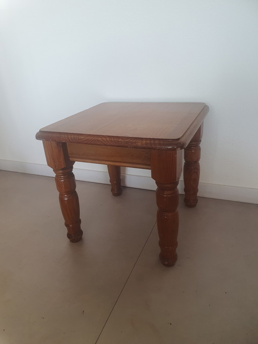 Mesa auxiliar de madera robusta – bijzettafels, Wood