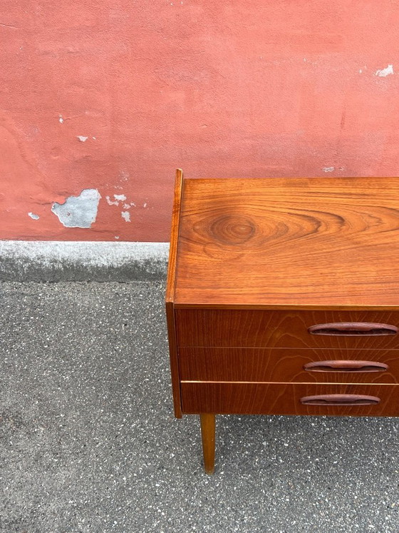 Image 1 of Cassettiera/comodino vintage danese in teak, stile moderno di metà secolo, anni '60.