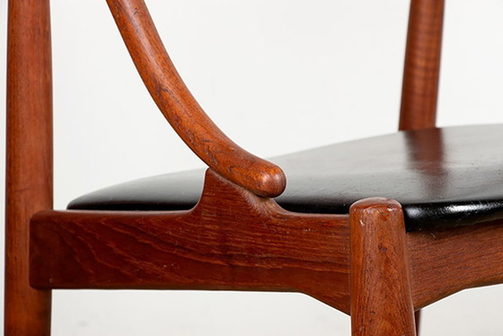 Image 1 of Satz von 6 dänischen Stühlen aus Teak und Skai, Modell 16 von Johannes Andersen für Uldum Møbelfabrik 1965.