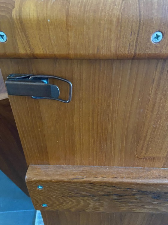 Image 1 of Vintage Danish extendable dining table made of solid teak wood