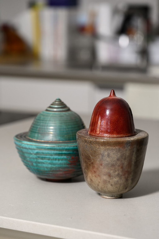 Studio Ceramic Box Duo – Mario Enke, Duitsland, 2010 · Sculpturale containers van steengoed, gebakken in reductieoven