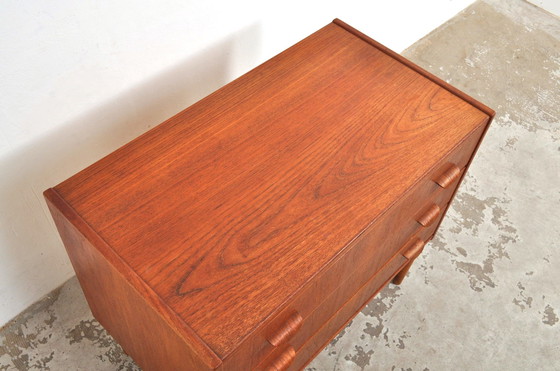 Image 1 of Vintage Danish Chest of Drawers in Teak 1960s