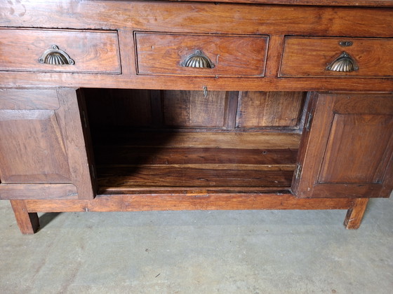 Image 1 of Antique Chinese sideboard, wall cabinet, TV unit with beautiful aged look, dimensions 101x70cm and 83cm high.