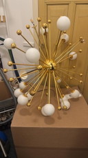 Eklektische maximalistische Sputnik-Kugellampe