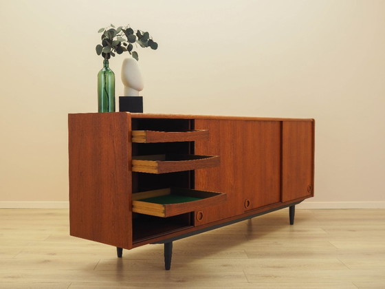 Image 1 of Aparador de teca, diseño danés, década de 1970, fabricado en Dinamarca.