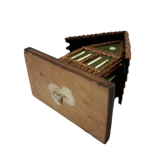 Image 1 of Cottage in legno in miniatura fatto a mano in stile vintage - Arredamento rustico per la casa