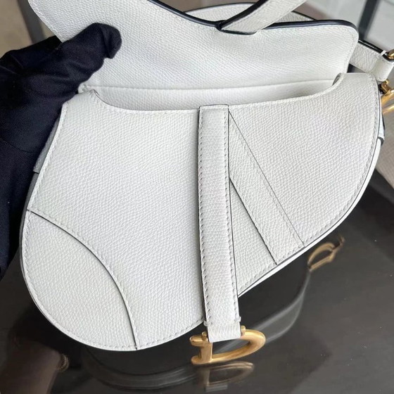 Image 1 of *CON CINTURINO, CAVIALE* DIOR SADDLE SMALL 21CM CAVIALE BIANCO GHW