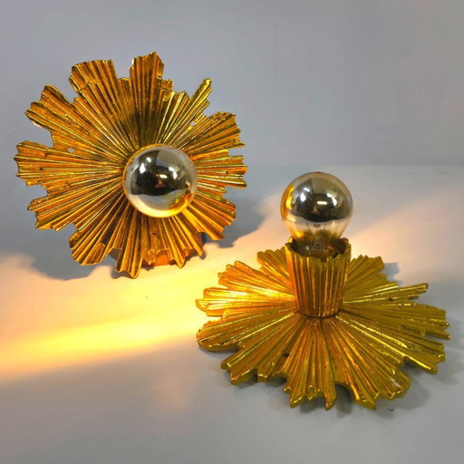 Set di due bellissime lampade solari placcate in oro degli anni '40/'50, lampade da parete di metà secolo