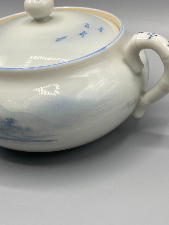 Sucrier en porcelaine japonaise – Paysage du mont Fuji bleu et blanc – Époque Meiji – Objets déco (photo 3 of 9)