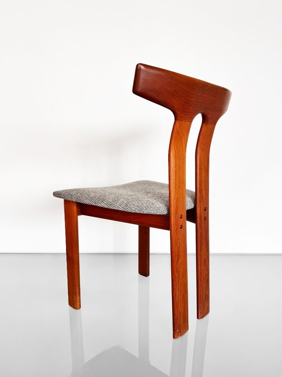 Juego de dos sillas T raras fabricadas en Dinamarca – A.B.J. Møbler, Sillas de comedor, Wood, Vintage (photo 3 of 20)