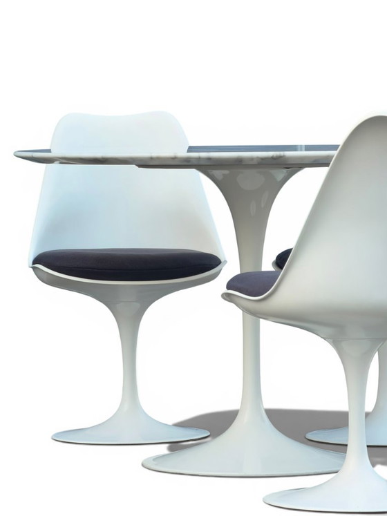 Image 1 of Knoll Tulip Dining Set by Eero Saarinen - Marble Table & 4 Chairs (Circa 1970)