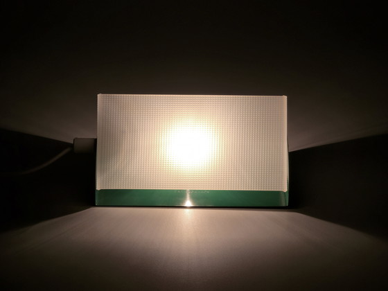 Image 1 of Lampada da parete vintage LORENTZONS degli anni '80 con diffusore in metallo verde e acrilico testurizzato: luce notturna mo