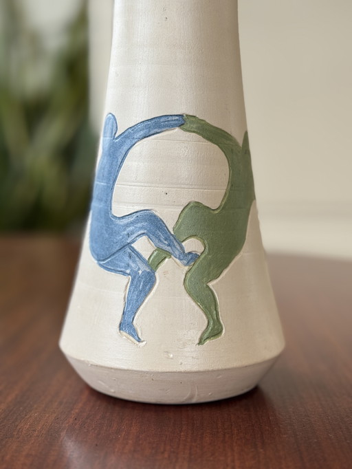 Corry Ammerlaan vase with dancing figures – handmade ceramics