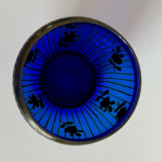 Scatola con coperchio Art Déco antica (circa 1915) – Vetro cobalto soffiato a mano con rivestimento in (photo 4 of 6)