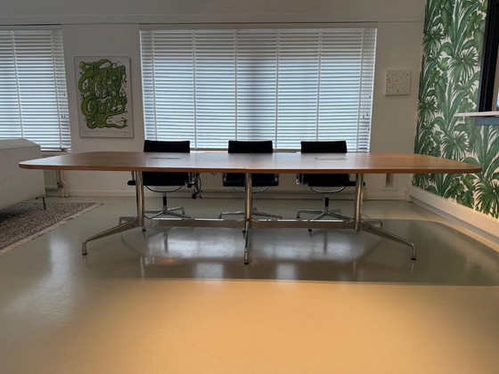 Image 1 of Vergader set Eames: Segmented table + 6 stoelen EA108