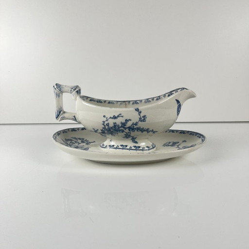Ironstone gravy boat "Carmen", Sarreguemines, blue, 1875-1900