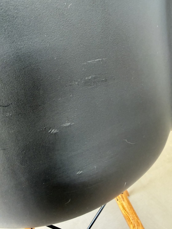 Image 1 of 4 Vitra Eames Plastic Side Chair DSW RE,