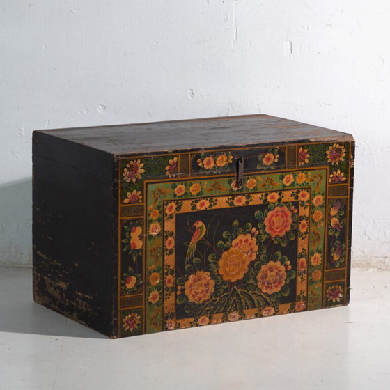 Baúl antiguo pintado en madera de pino – China, circa 1900 – Armarios de almacenamiento, Iron (photo 7 of 40)