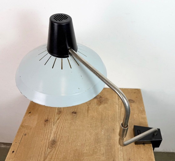 Image 1 of Grijze industriële bureaulamp van Elektrosvit uit de jaren 70, geschikt voor in een fabriek.