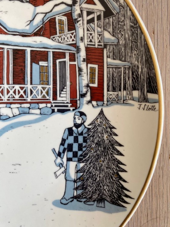 Image 1 of Arabia Finland Christmas plate 1990 Tove Slotte