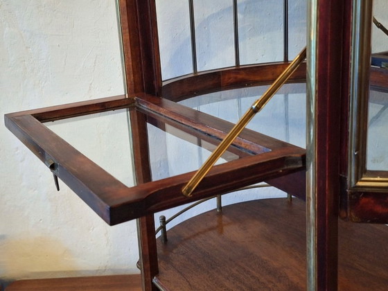 Image 1 of Serveerwagen/barkar van mahoniehout, messing en glas, 1920