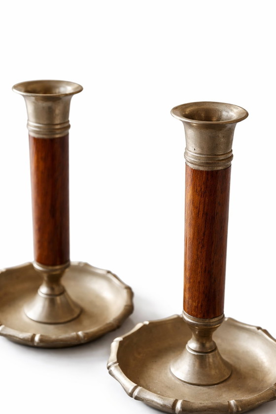 Image 1 of SELTENE Mid-Century-Kerzenständer aus Messing und Holz „EF M5“ – Paar aus den 1950er Jahren