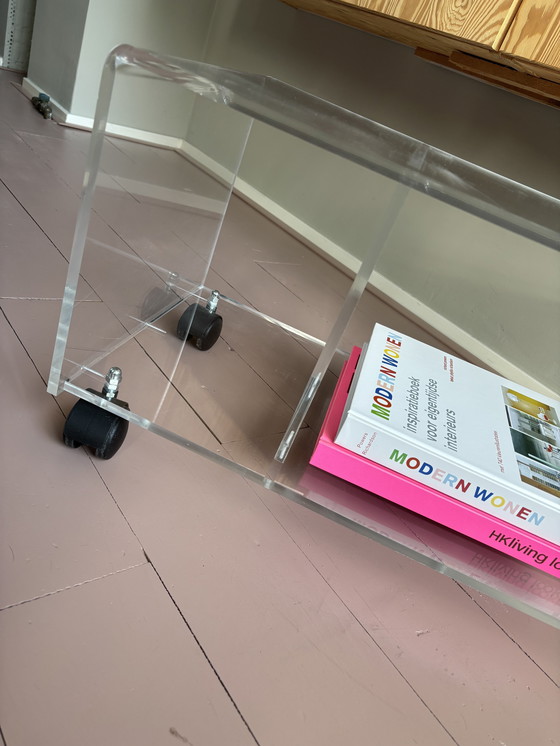 Image 1 of Mobile TV vintage in plexiglass