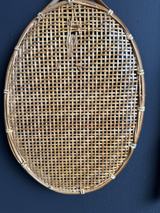 Image 1 of Batteurs à tapis osier rotin anciens 