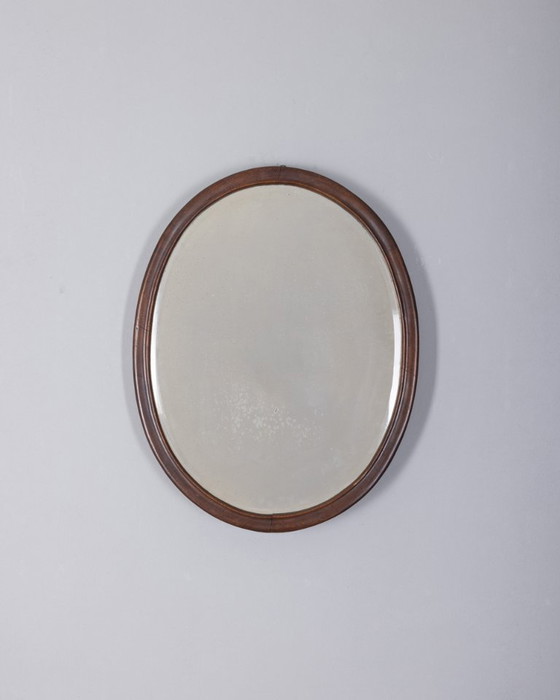 Image 1 of Miroir mural vintage en bois de noyer, design italien des années 1960