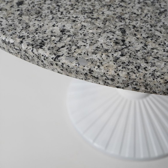 "Vienna" tafel met granieten blad van Peter Noever voor Zanotta, jaren 70 – Eettafels, Marble, Metal (photo 7 of 13)