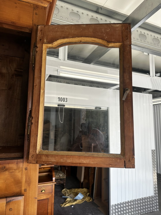 Franse kersenhouten kast voor een staande klok – begin 19e eeuw – Fabrication Artisanale 1800, Vitrinekasten (photo 8 of 15)