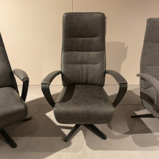 El sillón reclinable Future TW-143N