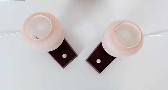 Image 1 of Set di 2 luci notturne vintage / lampade da comodino rosa / lampade da notte rosa / luce retrò / lampade Emi Poljcane / prodotte