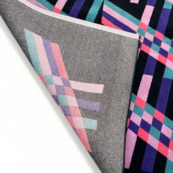 Grande tappeto geometrico in lana di Missoni, anni '80. – Tappeti, Wool (photo 7 of 8)