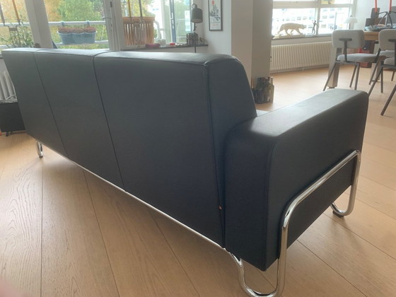 Image 1 of Divano a 3 posti in pelle nera Gispen 441