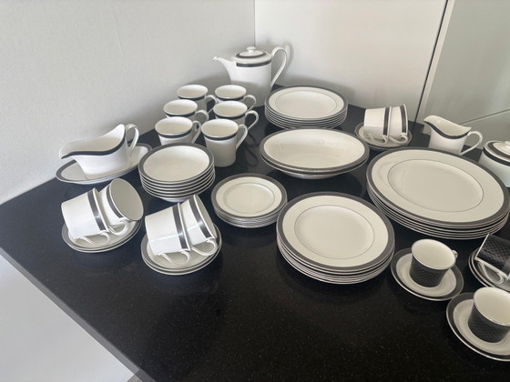 Image 1 of Exklusives Metropolis-Geschirrset von Wedgwood