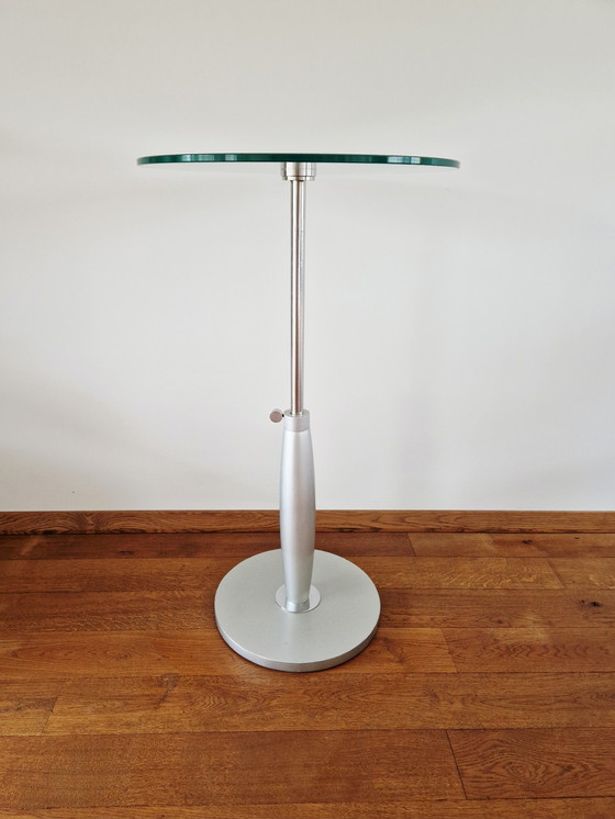 Image 1 of Table d'appoint réglable en hauteur