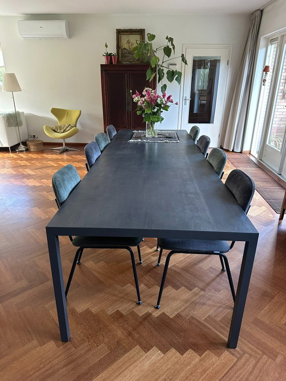 Metaform S-40 ceramic design table anthracite – Dining tables (photo 4 of 5)
