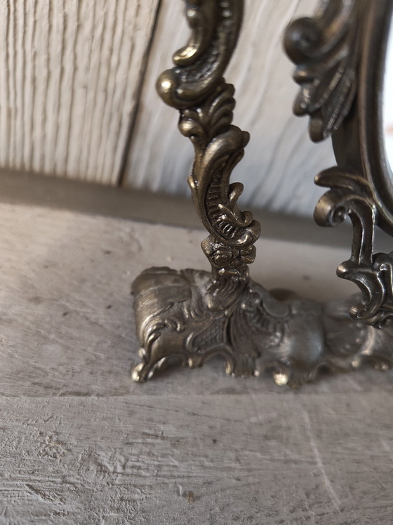 Image 1 of Miroir de maquillage vintage en laiton