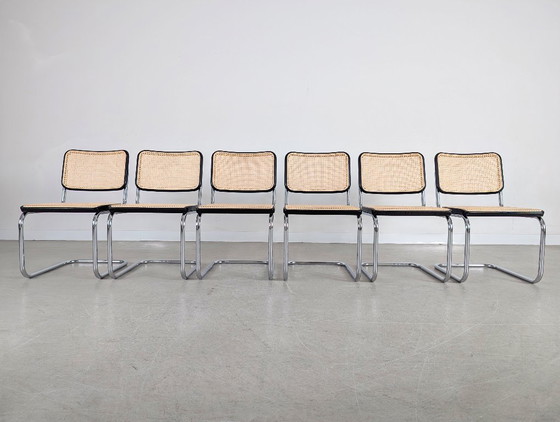 Image 1 of Juego de 6 sillas voladizas Thonet S32 V Breuer con estructura de caña vienesa.