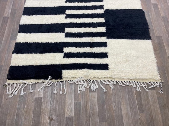 Traditioneel handgemaakt Berberkleed van natuurlijke wol, maat 2/3 meter – Aime Té, Vloerkleden en tapijten (photo 3 of 8)